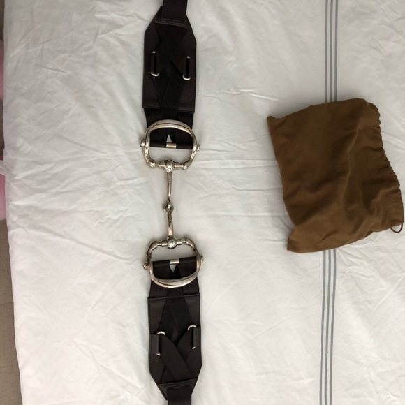 SOLD!!!! Oversized Gucci belt 100% authentic - Picture 3 of 10